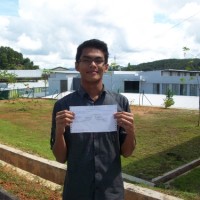 Dinobatkan Sebagai Pelajar Terbaik Keseluruhan Tingkatan